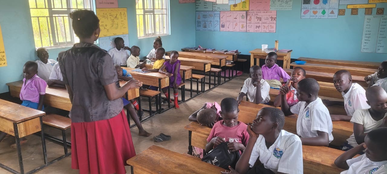 Upper primary class at Hope Bridge during a lesson